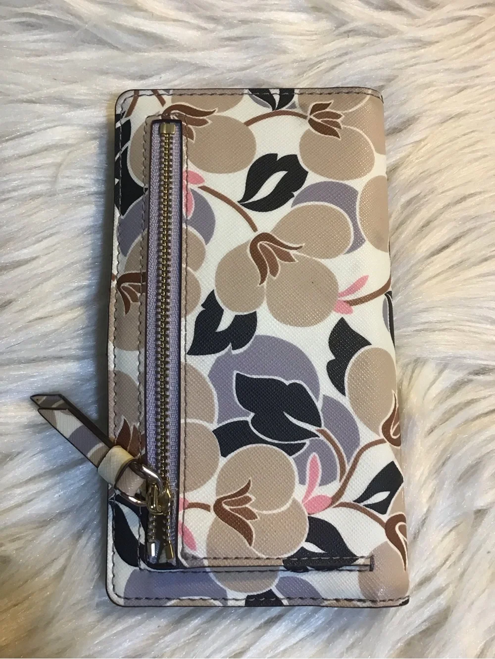 Kate spade floral pattern wallet